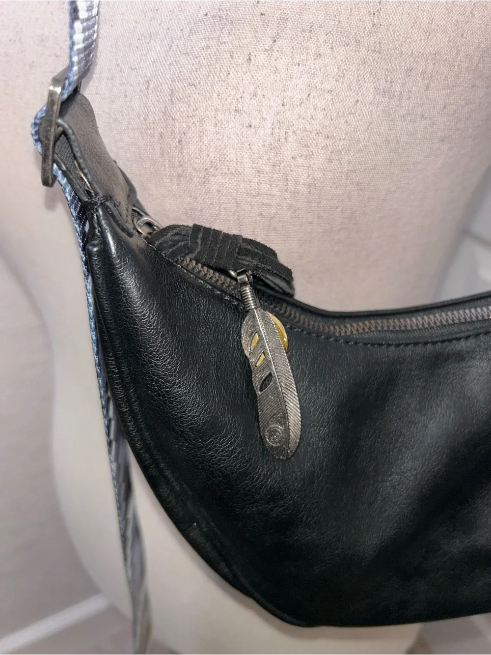 Montana West Crescent Crossbody Purse Bag